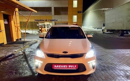 KIA Rio IV, 2017 год, 1 235 000 рублей, 3 фотография