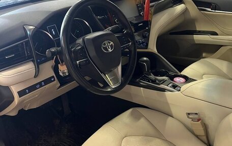 Toyota Camry, 2021 год, 2 900 000 рублей, 11 фотография