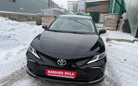 Toyota Camry, 2021 год, 2 900 000 рублей, 4 фотография