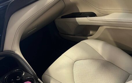 Toyota Camry, 2021 год, 2 900 000 рублей, 19 фотография