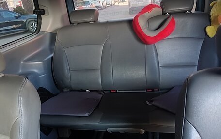 Hyundai Grand Starex Grand Starex I рестайлинг 2, 2011 год, 1 000 000 рублей, 4 фотография