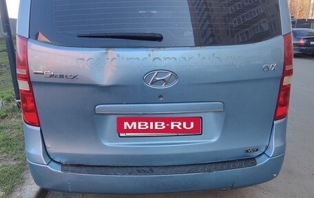 Hyundai Grand Starex Grand Starex I рестайлинг 2, 2011 год, 1 000 000 рублей, 2 фотография