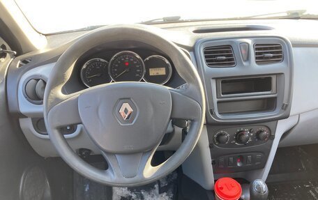 Renault Sandero II рестайлинг, 2015 год, 465 000 рублей, 10 фотография