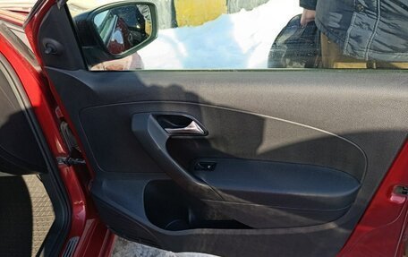 Volkswagen Polo VI (EU Market), 2010 год, 570 000 рублей, 23 фотография