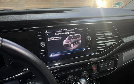 Volkswagen Multivan T6 рестайлинг, 2020 год, 7 300 000 рублей, 11 фотография