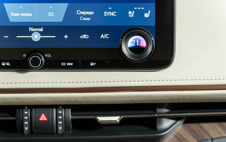 Lexus LM, 2026 год, 19 990 000 рублей, 14 фотография