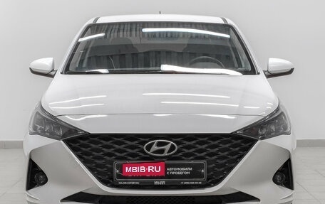 Hyundai Solaris II рестайлинг, 2021 год, 1 585 000 рублей, 2 фотография