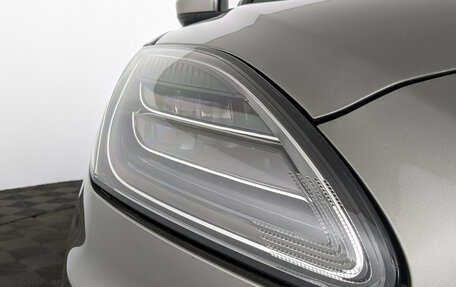 Jaguar E-Pace, 2018 год, 2 700 000 рублей, 11 фотография