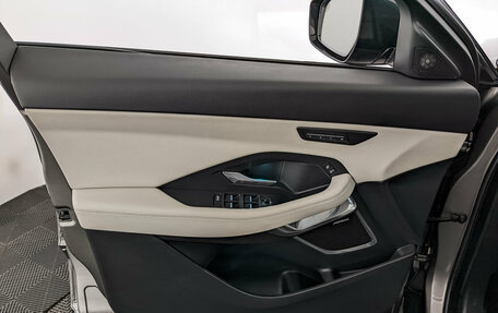 Jaguar E-Pace, 2018 год, 2 700 000 рублей, 19 фотография