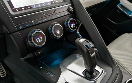 Jaguar E-Pace, 2018 год, 2 700 000 рублей, 21 фотография