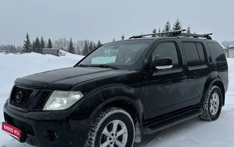 Nissan Pathfinder, 2010 год, 1 550 000 рублей, 1 фотография