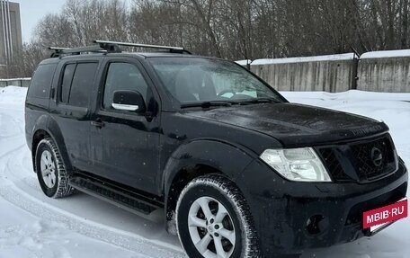 Nissan Pathfinder, 2010 год, 1 550 000 рублей, 2 фотография
