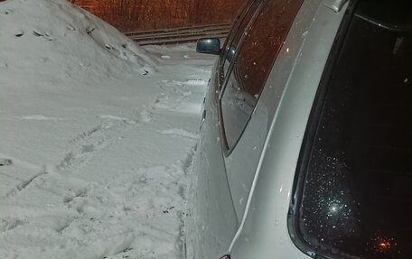 Nissan Primera II рестайлинг, 1998 год, 400 000 рублей, 17 фотография