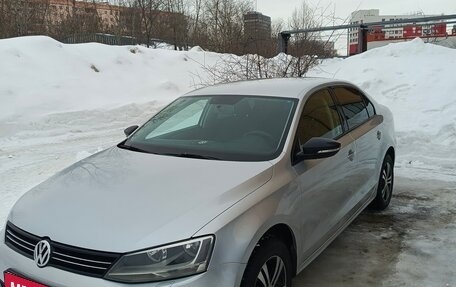 Volkswagen Jetta VI, 2013 год, 1 000 000 рублей, 1 фотография