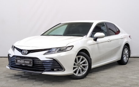 Toyota Camry, 2021 год, 3 190 000 рублей, 1 фотография