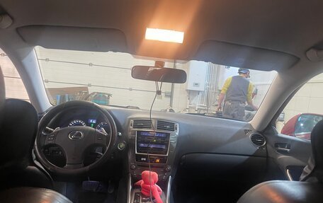 Lexus IS II рестайлинг 2, 2007 год, 1 300 000 рублей, 16 фотография