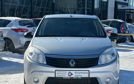 Renault Sandero I, 2014 год, 595 000 рублей, 2 фотография