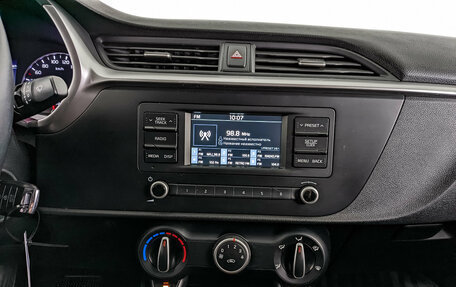 KIA Rio IV, 2021 год, 1 820 000 рублей, 17 фотография