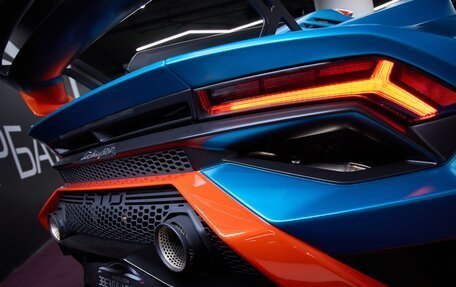 Lamborghini Huracán, 2022 год, 29 900 000 рублей, 12 фотография