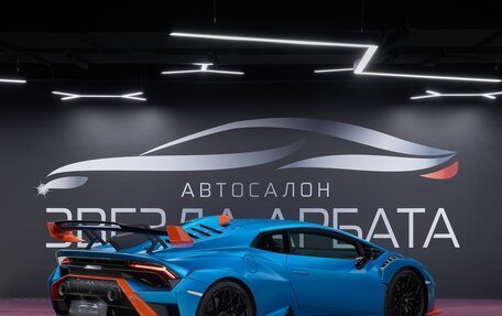 Lamborghini Huracán, 2022 год, 29 900 000 рублей, 5 фотография
