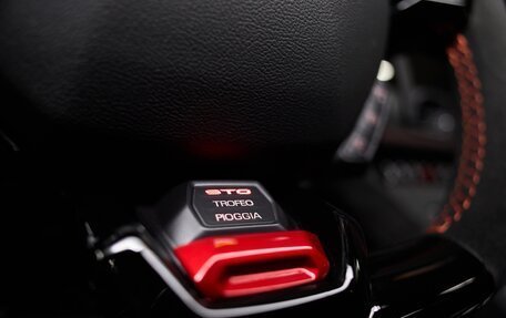 Lamborghini Huracán, 2022 год, 29 900 000 рублей, 22 фотография