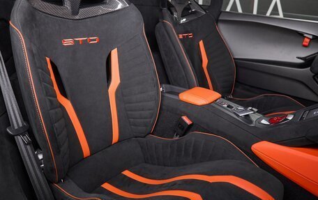 Lamborghini Huracán, 2022 год, 29 900 000 рублей, 20 фотография