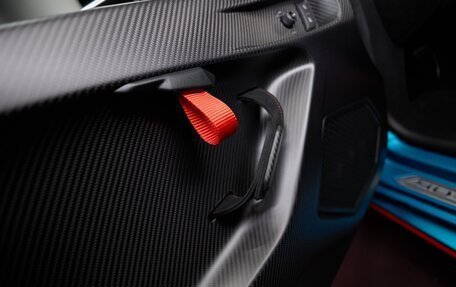 Lamborghini Huracán, 2022 год, 29 900 000 рублей, 39 фотография