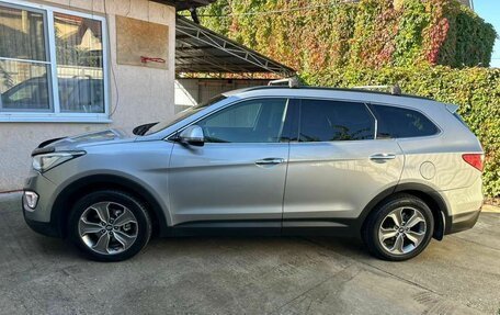 Hyundai Santa Fe III рестайлинг, 2014 год, 1 950 000 рублей, 2 фотография