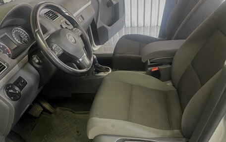 Volkswagen Touran III, 2011 год, 980 000 рублей, 9 фотография