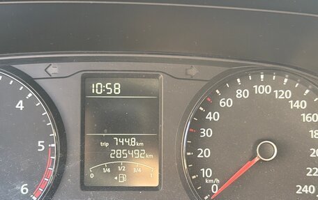 Volkswagen Transporter T6 рестайлинг, 2017 год, 2 550 000 рублей, 6 фотография