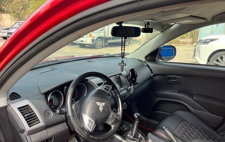 Mitsubishi Outlander III рестайлинг 3, 2010 год, 1 175 000 рублей, 5 фотография