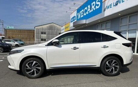 Toyota Harrier, 2020 год, 2 620 000 рублей, 3 фотография