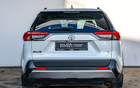 Toyota RAV4, 2021 год, 3 500 000 рублей, 6 фотография