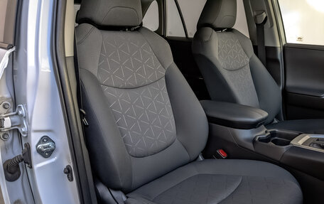 Toyota RAV4, 2021 год, 3 500 000 рублей, 22 фотография