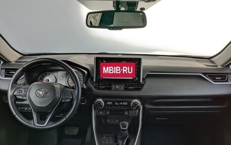 Toyota RAV4, 2021 год, 3 500 000 рублей, 14 фотография