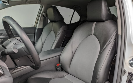 Toyota Camry, 2022 год, 3 400 000 рублей, 19 фотография