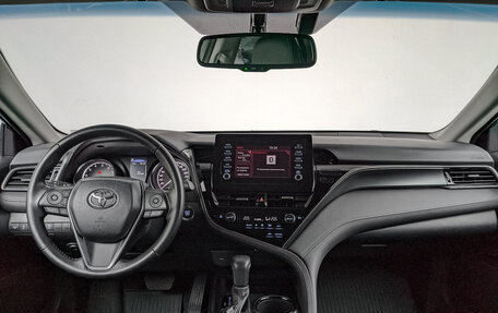 Toyota Camry, 2022 год, 3 400 000 рублей, 14 фотография