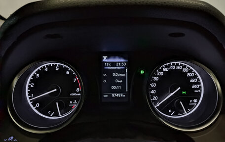 Toyota Camry, 2021 год, 3 190 000 рублей, 13 фотография