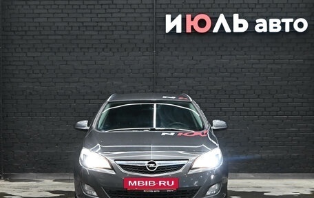 Opel Astra J, 2012 год, 600 000 рублей, 2 фотография