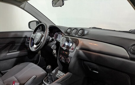 Suzuki Vitara II рестайлинг, 2016 год, 1 590 000 рублей, 13 фотография