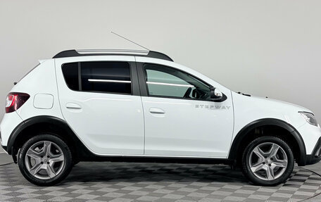 Renault Sandero II рестайлинг, 2019 год, 1 370 000 рублей, 4 фотография