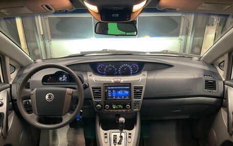 SsangYong Stavic, 2014 год, 1 500 000 рублей, 14 фотография