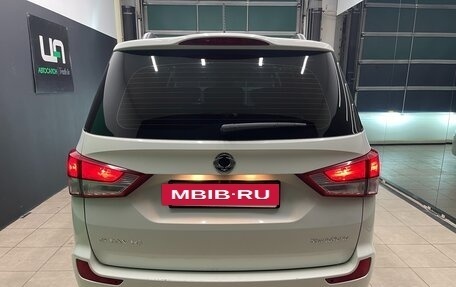 SsangYong Stavic, 2014 год, 1 500 000 рублей, 5 фотография