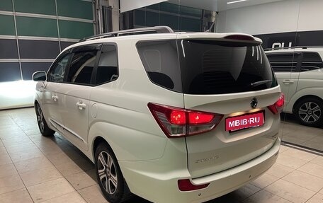 SsangYong Stavic, 2014 год, 1 500 000 рублей, 4 фотография