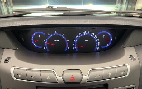 SsangYong Stavic, 2014 год, 1 500 000 рублей, 18 фотография