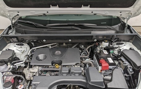 Toyota RAV4, 2024 год, 4 385 000 рублей, 9 фотография