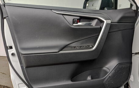 Toyota RAV4, 2024 год, 4 385 000 рублей, 18 фотография