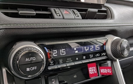 Toyota RAV4, 2024 год, 4 385 000 рублей, 20 фотография