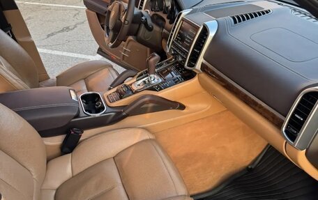 Porsche Cayenne III, 2011 год, 2 380 000 рублей, 6 фотография