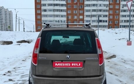 Skoda Roomster, 2013 год, 920 000 рублей, 5 фотография